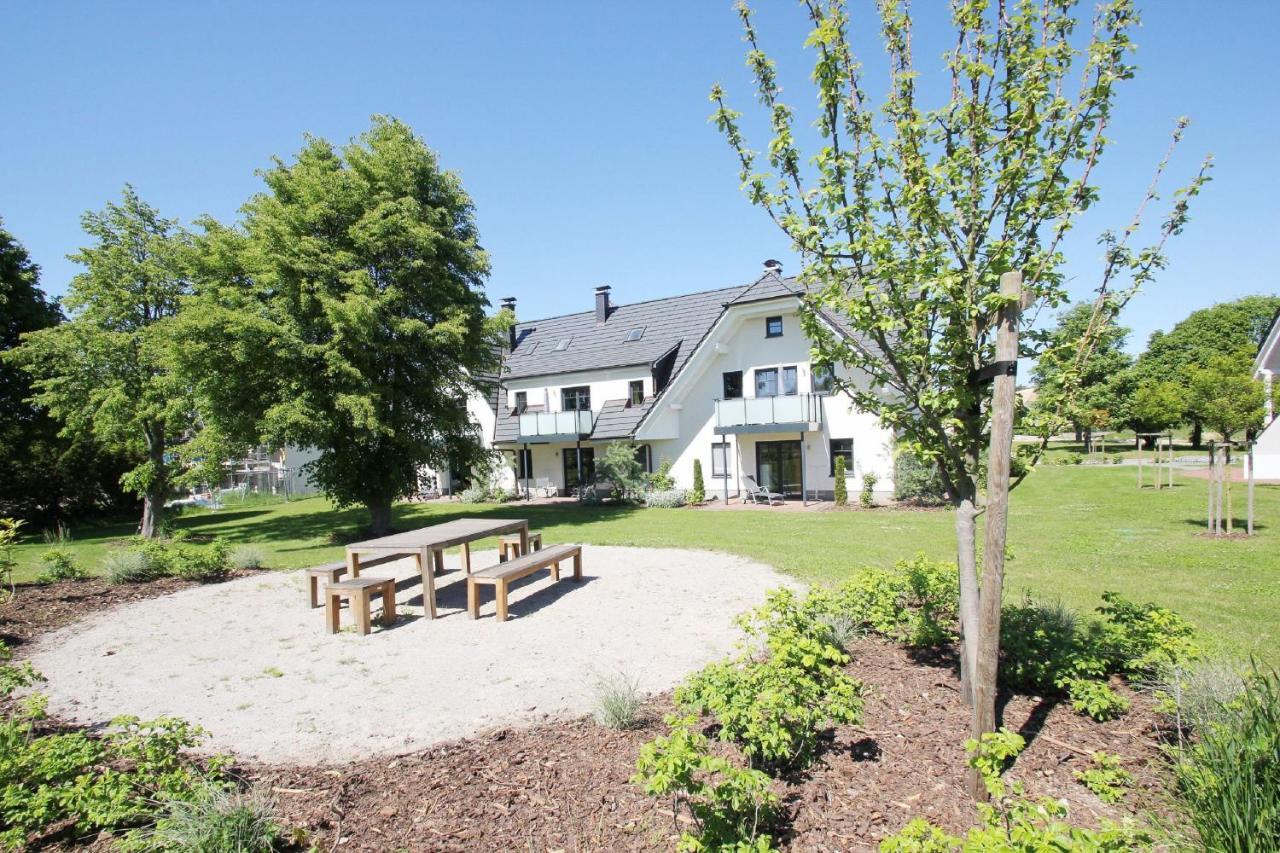 Strandnahe Fewo Mit Balkon, Gratis Nutzung Vom Ahoi Erlebnisbad Und Sauna In Sellin - Rex Rugia Fewo 13-7 Lobbe Exterior foto